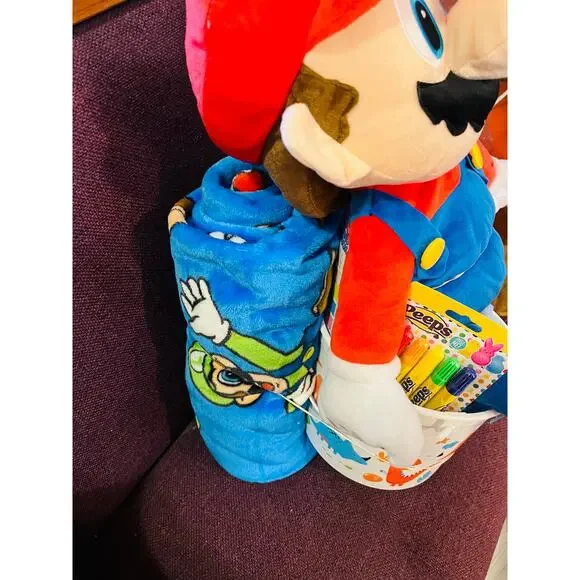 Super Mario Easter bundle 18 in Mario plush 50by70 throw no hanger,peep markers
